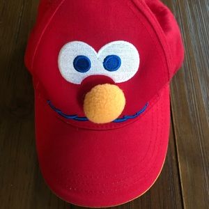 Sesame Street Elmo SnapBack Red Hat OS
